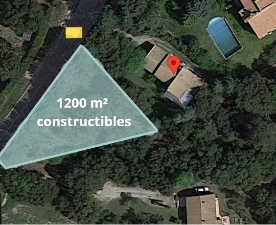 Terrain arboré de 1200 m² à Villevieille pour construction avec piscine 