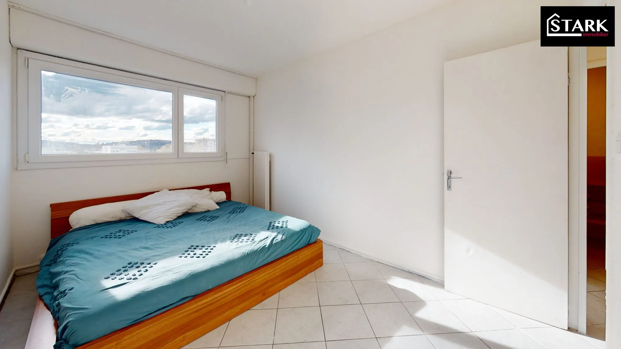 Spacieux appartement T3 rénové avec balcon à Montbéliard en vente 