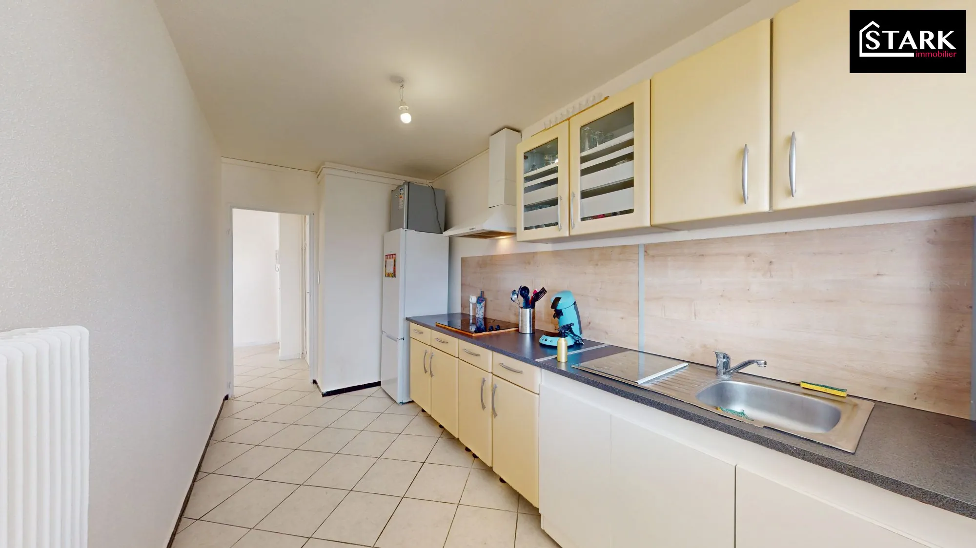 Spacieux appartement T3 rénové avec balcon à Montbéliard en vente 