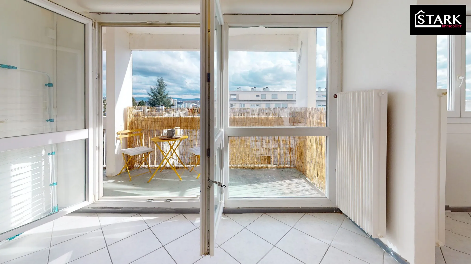 Spacieux appartement T3 rénové avec balcon à Montbéliard en vente 