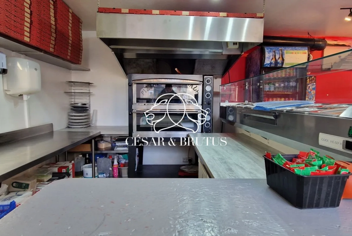 Fonds de commerce pour restaurant en hyper-centre d'Yssingeaux - 31 m² 