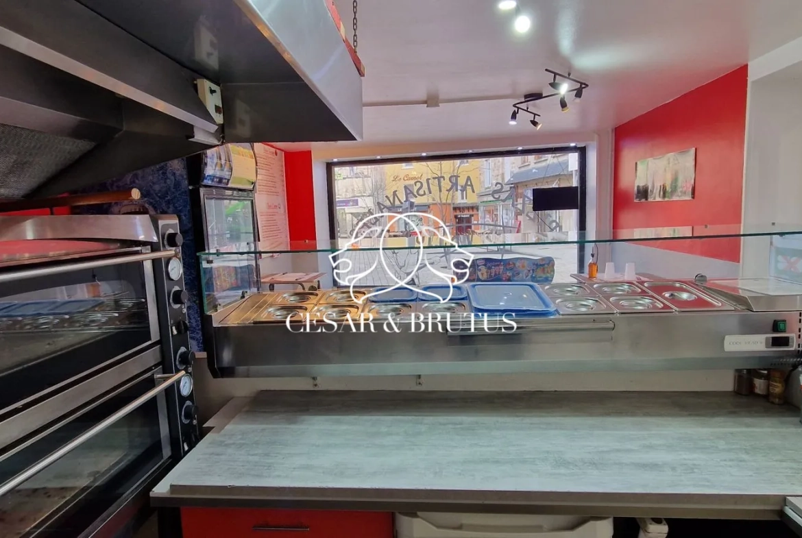Fonds de commerce pour restaurant en hyper-centre d'Yssingeaux - 31 m² 