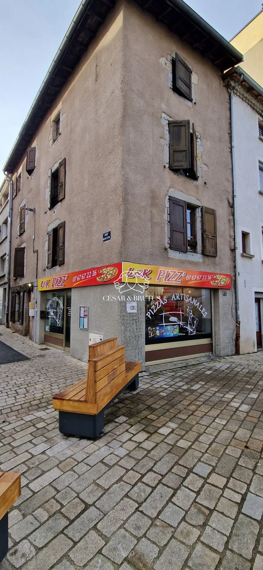 Fonds de commerce pour restaurant en hyper-centre d'Yssingeaux - 31 m² 