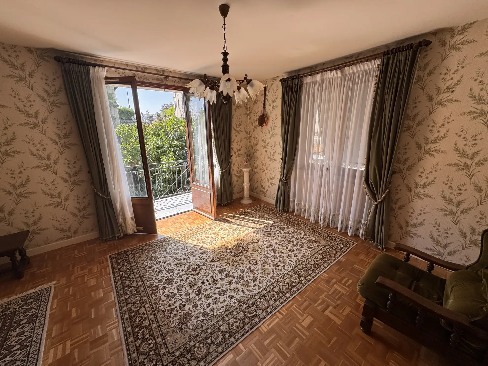 Maison lumineuse de 4 chambres à Saint-Flour proche commodités 
