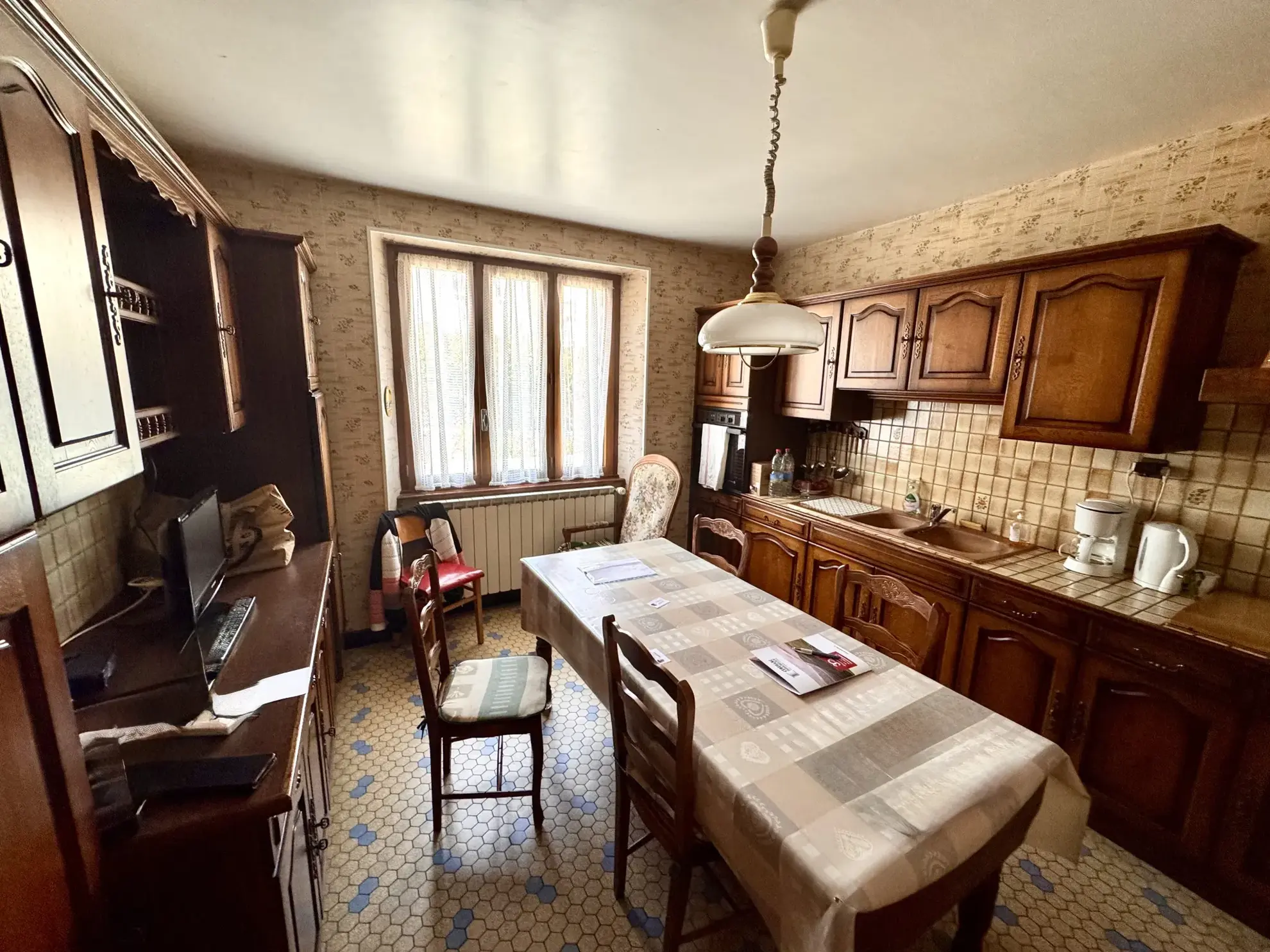 Maison lumineuse de 4 chambres à Saint-Flour proche commodités 
