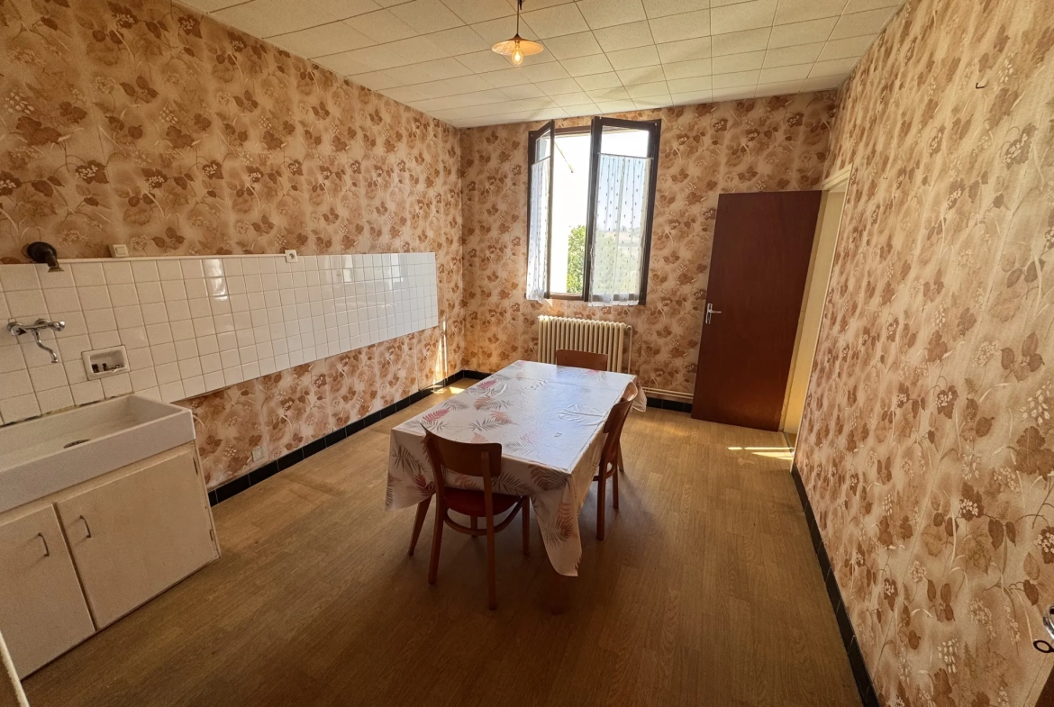 Maison lumineuse de 4 chambres à Saint-Flour proche commodités 
