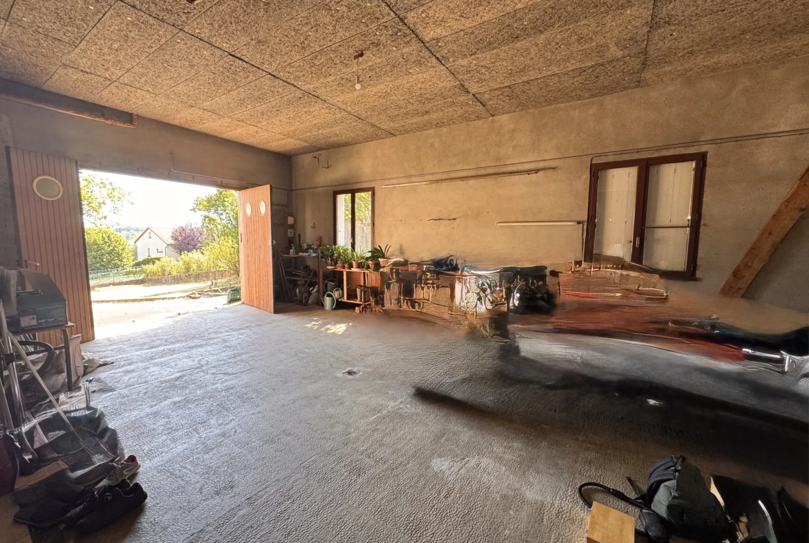 Maison lumineuse de 4 chambres à Saint-Flour proche commodités 