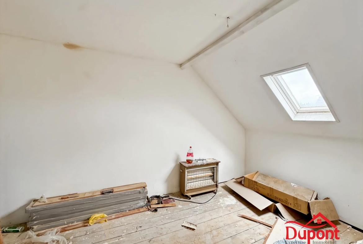 Maison à Rénover de 62 m² à Cambrai avec Cave et Petit Extérieur 