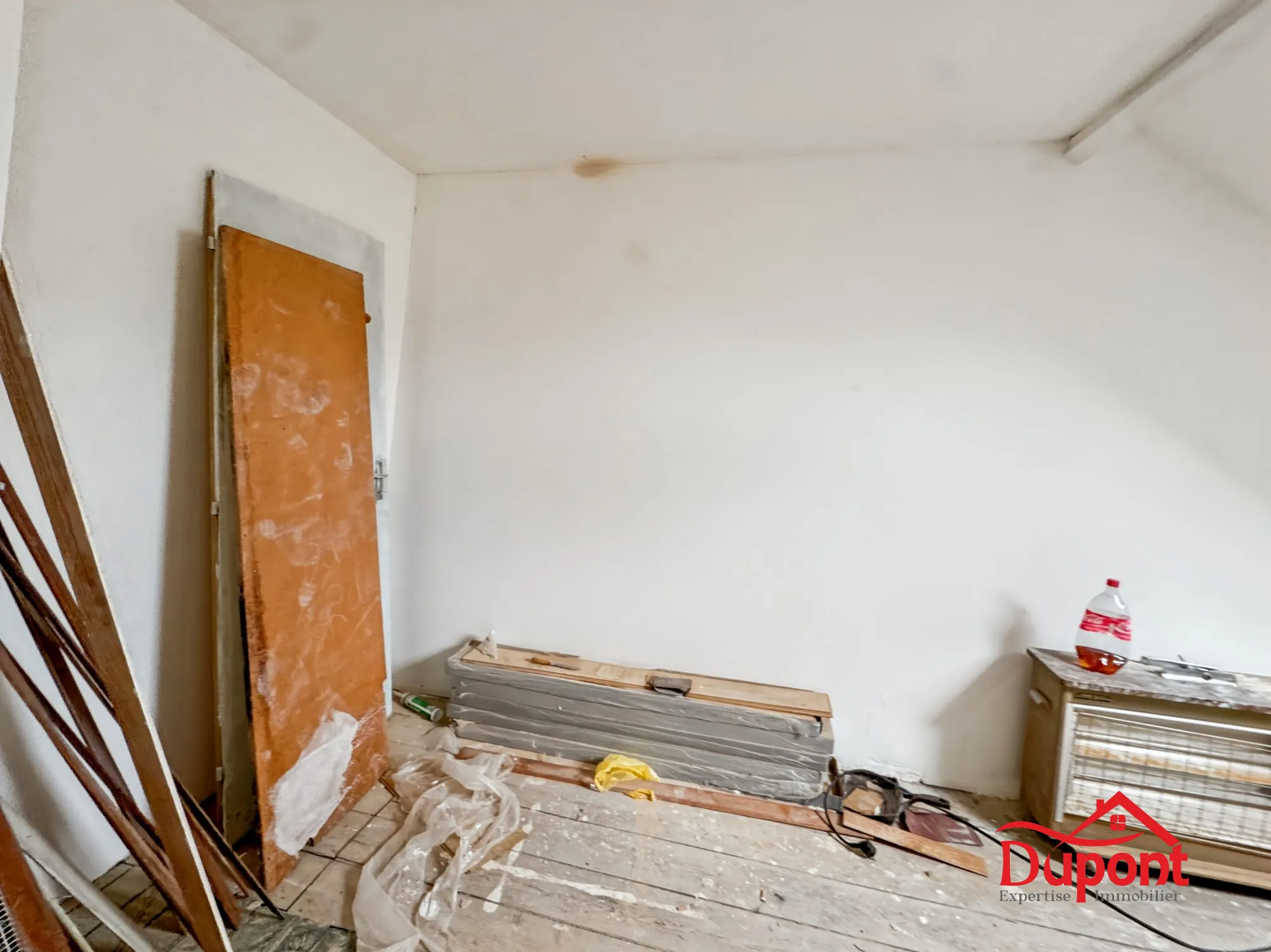 Maison à Rénover de 62 m² à Cambrai avec Cave et Petit Extérieur 
