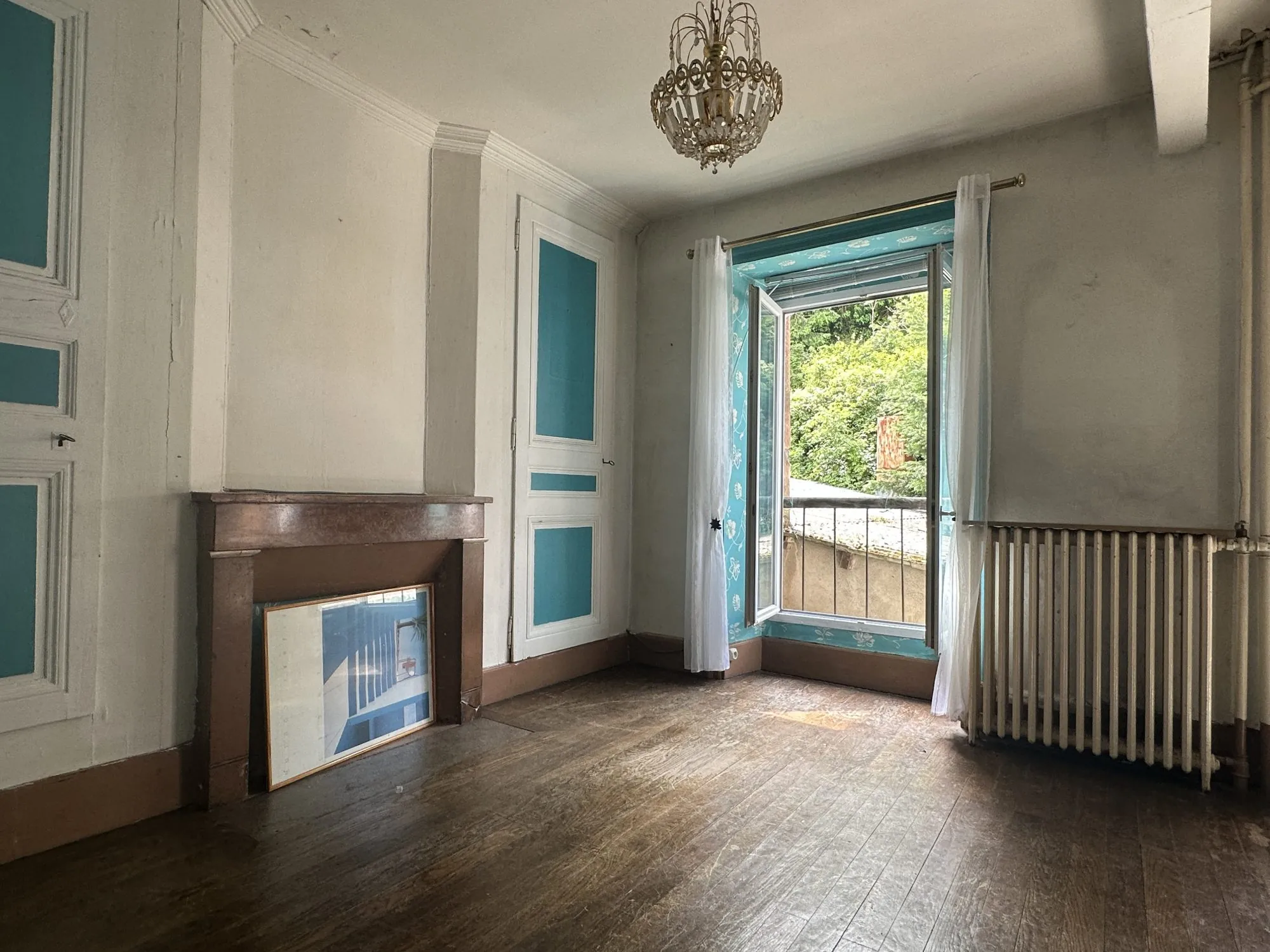 Maison de village de 125 m² avec jardin et terrasse à Beaujeu 