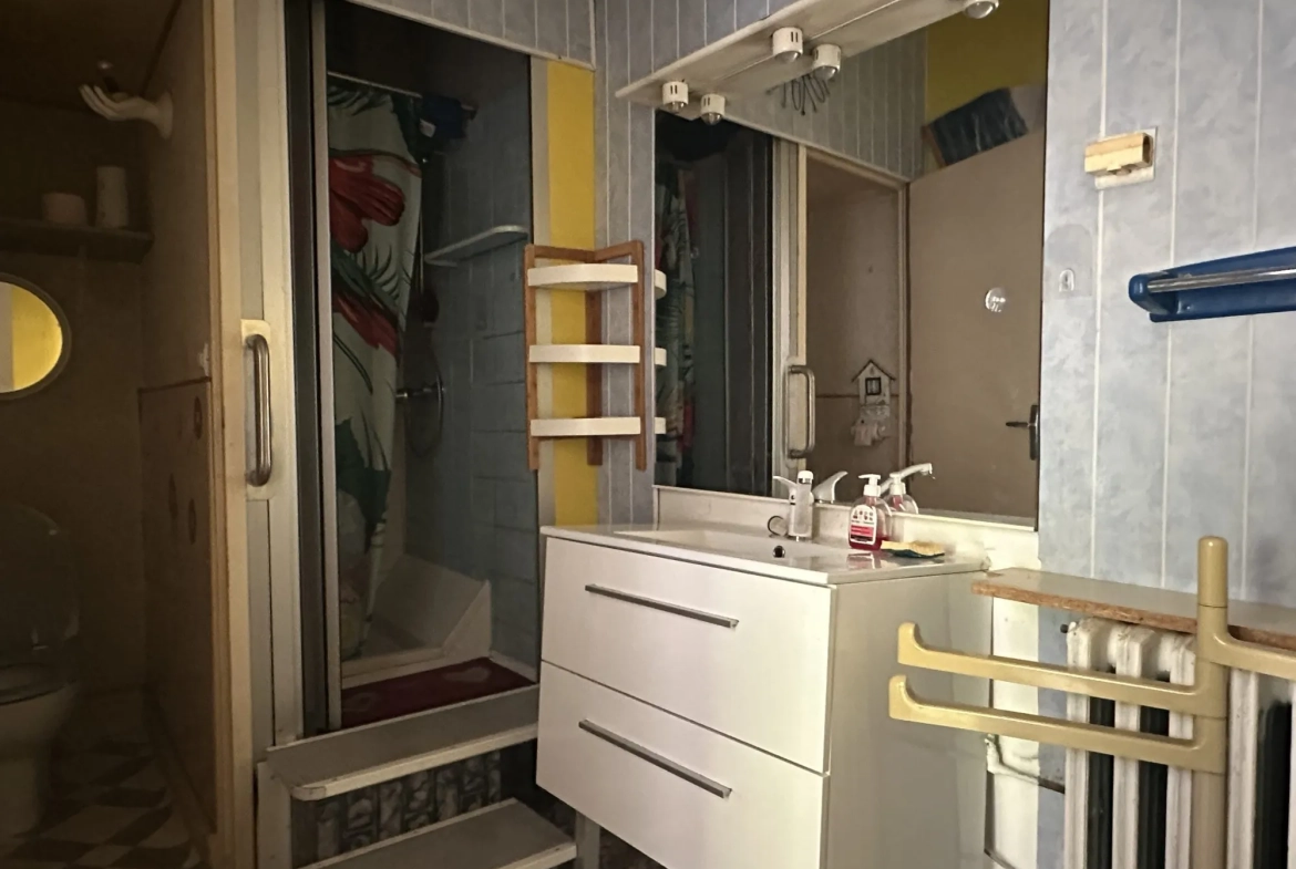 Maison de village de 125 m² avec jardin et terrasse à Beaujeu 