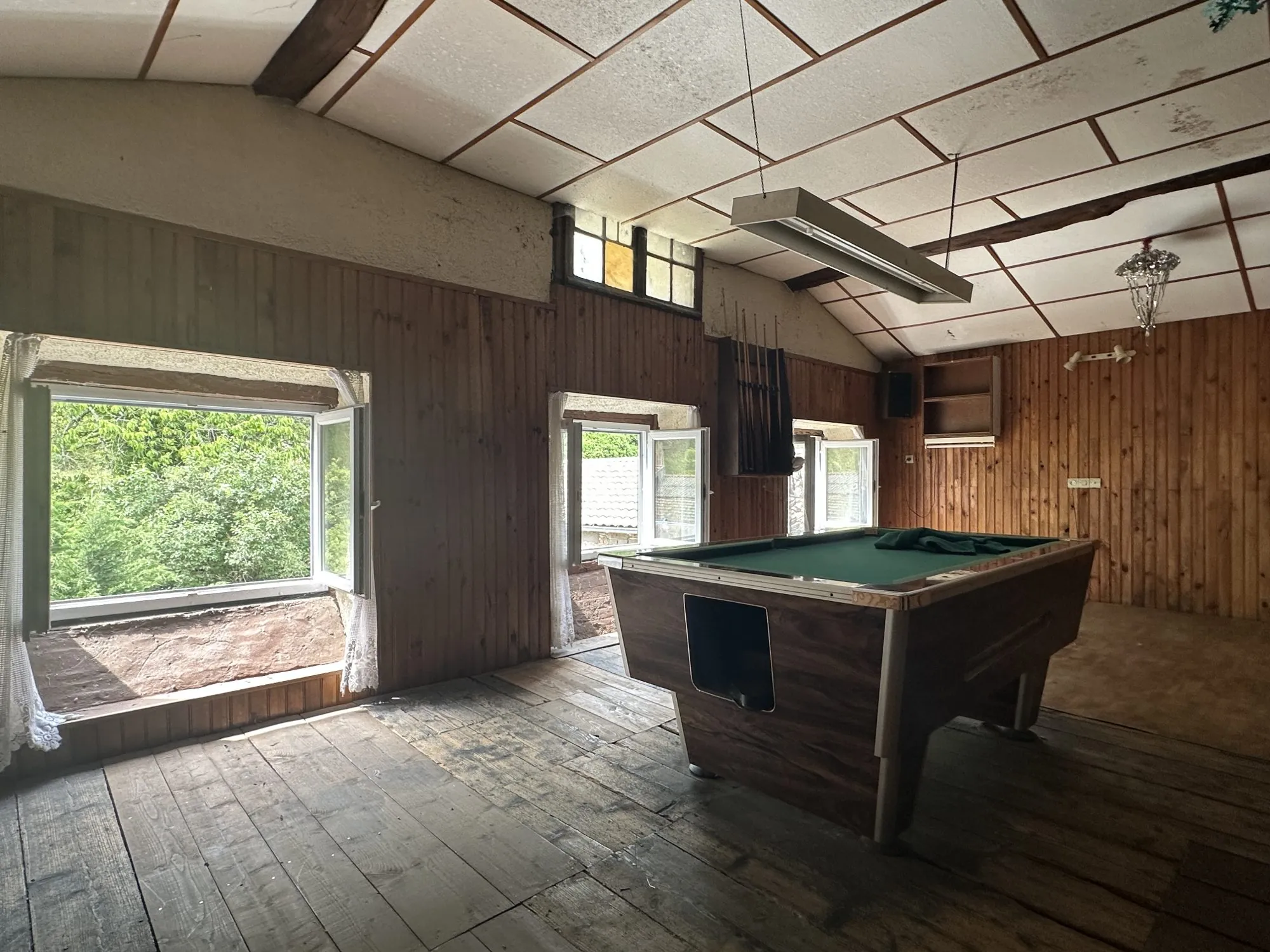 Maison de village de 125 m² avec jardin et terrasse à Beaujeu 