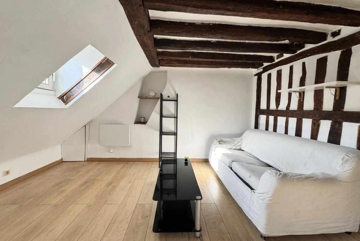 Studio lumineux à vendre dans le 2ème arrondissement de Paris 