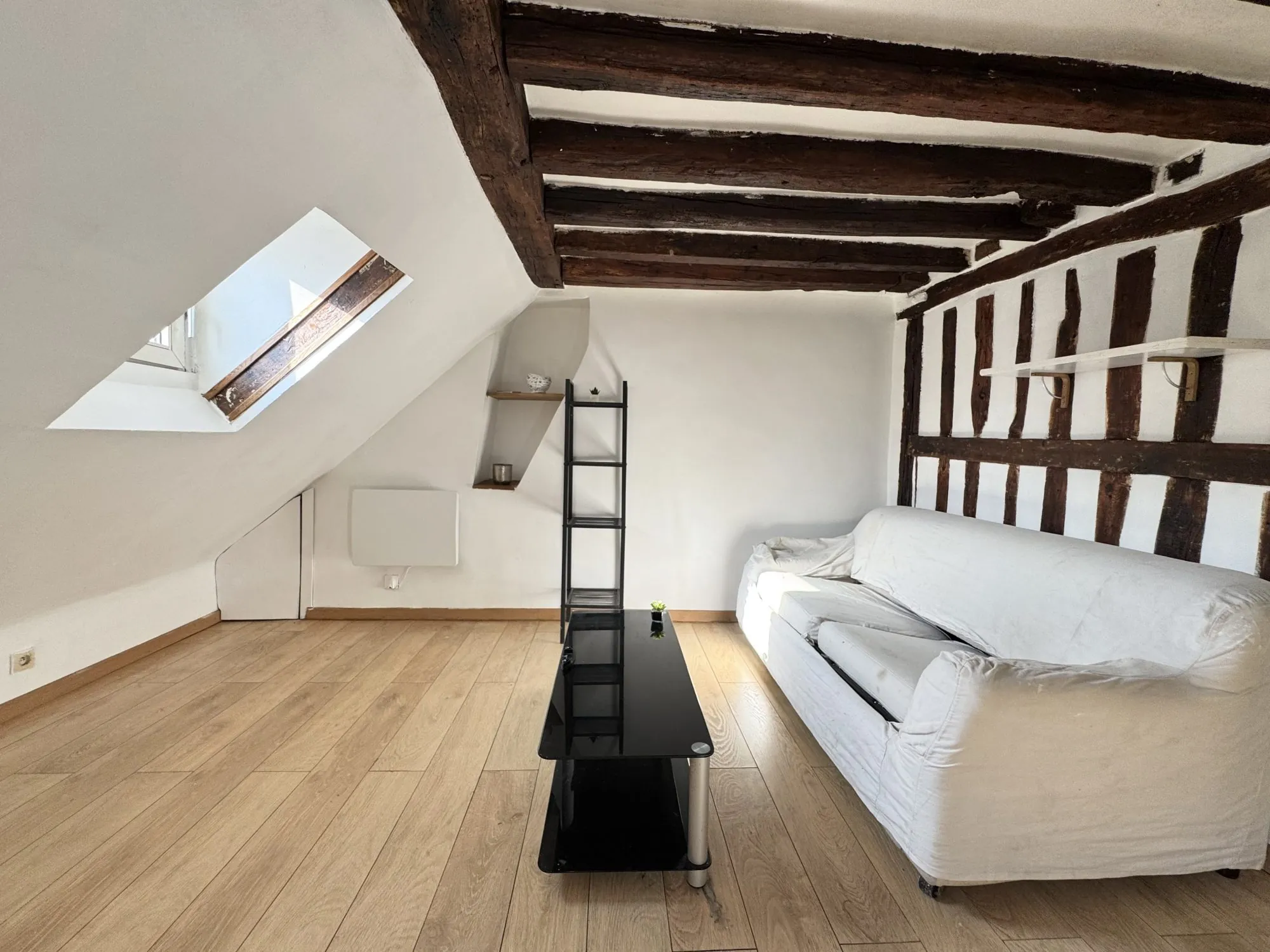 Studio lumineux à vendre dans le 2ème arrondissement de Paris 