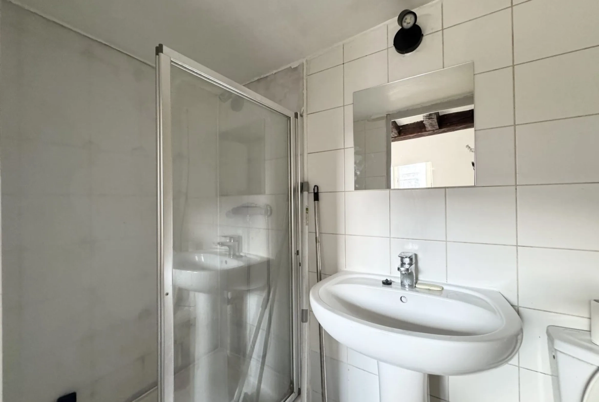 Studio lumineux à vendre dans le 2ème arrondissement de Paris 