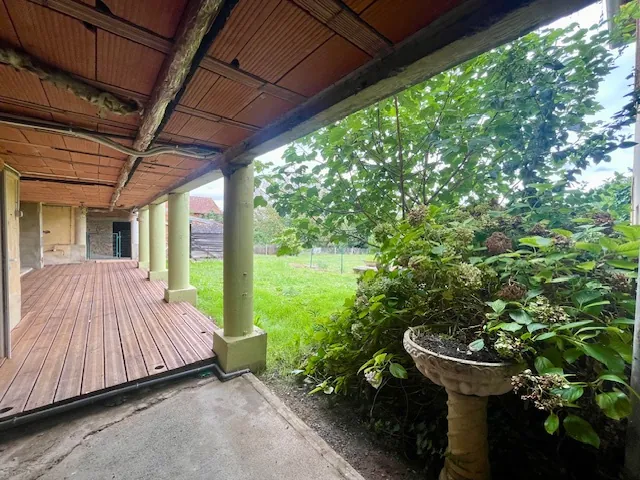 Grande maison de ville avec jardin à Samatan de 180 m2 à rénover 