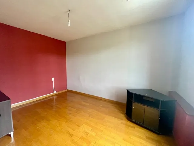 Grande maison de ville avec jardin à Samatan de 180 m2 à rénover 