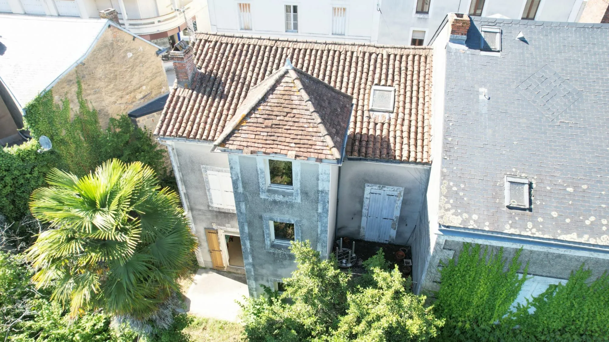 Achat maison indépendante avec appartement à Thiviers centre-ville 