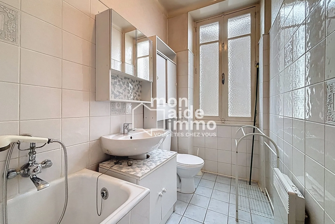 Achat maison indépendante avec appartement à Thiviers centre-ville 