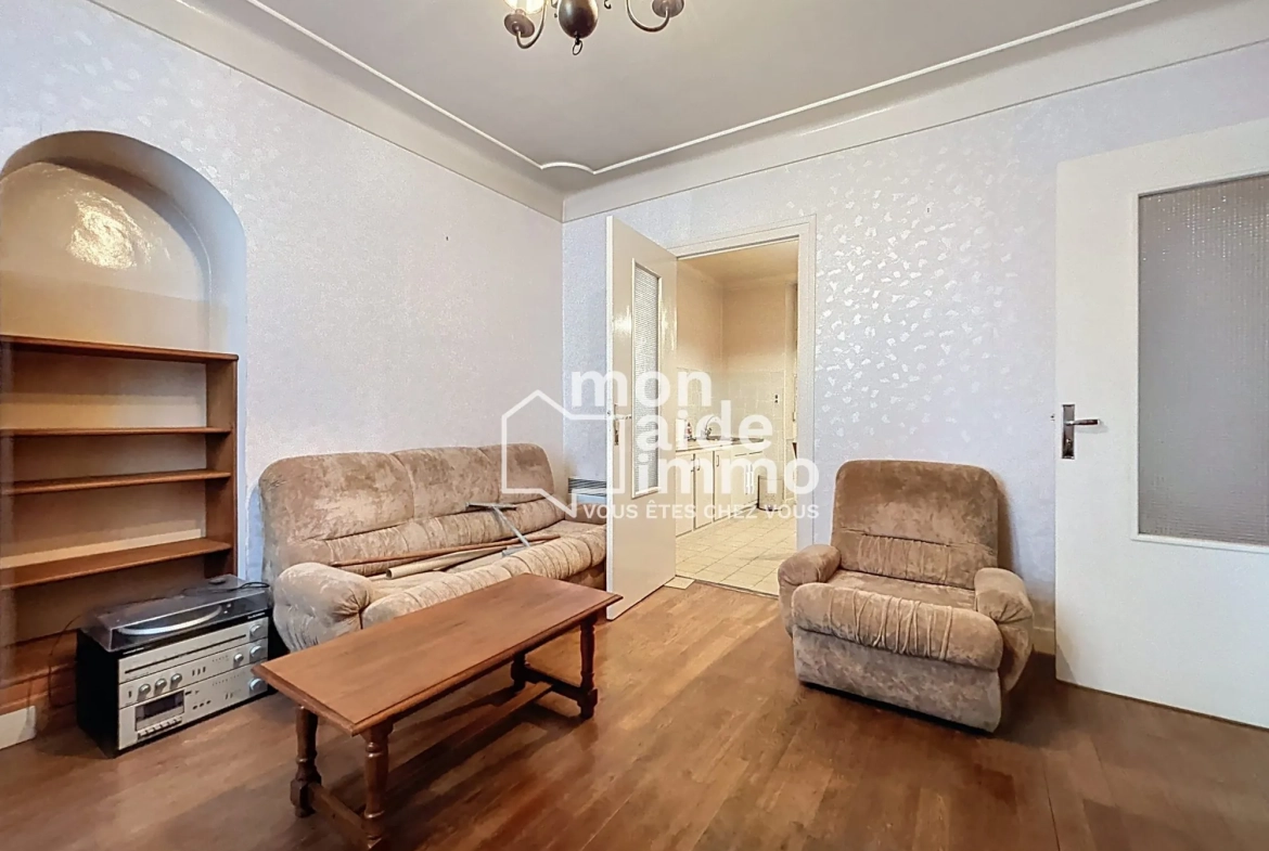 Achat maison indépendante avec appartement à Thiviers centre-ville 