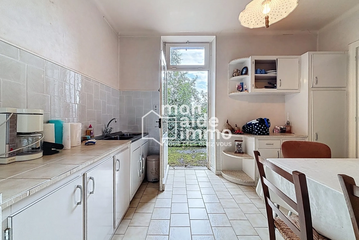 Achat maison indépendante avec appartement à Thiviers centre-ville 