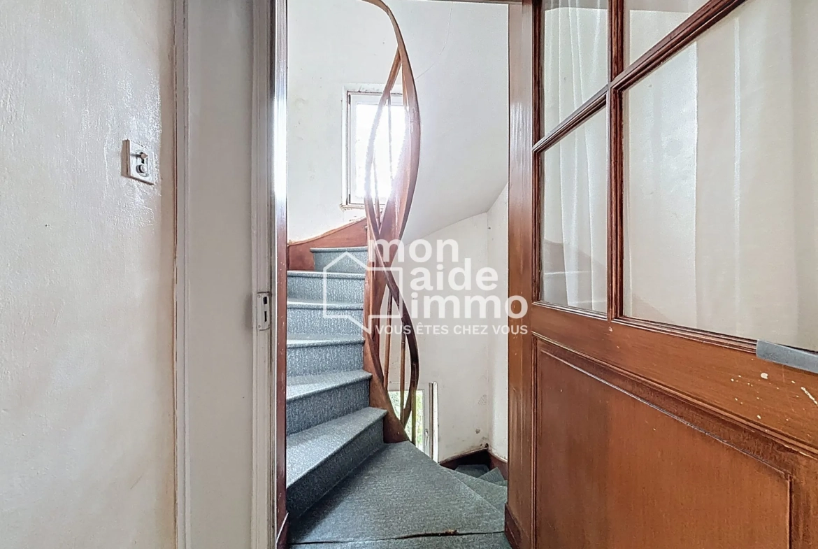 Achat maison indépendante avec appartement à Thiviers centre-ville 