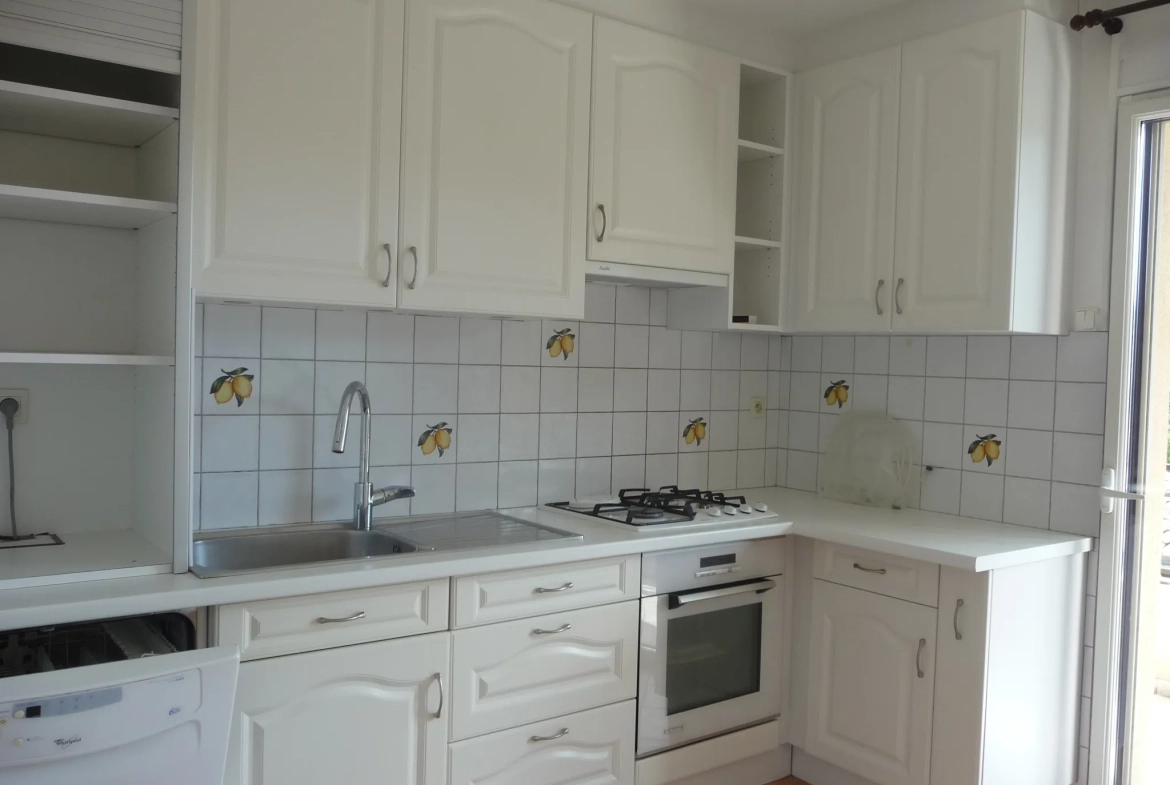 Appartement lumineux de 87 m² à Montbrison Moingt avec balcon et garage potentiel 