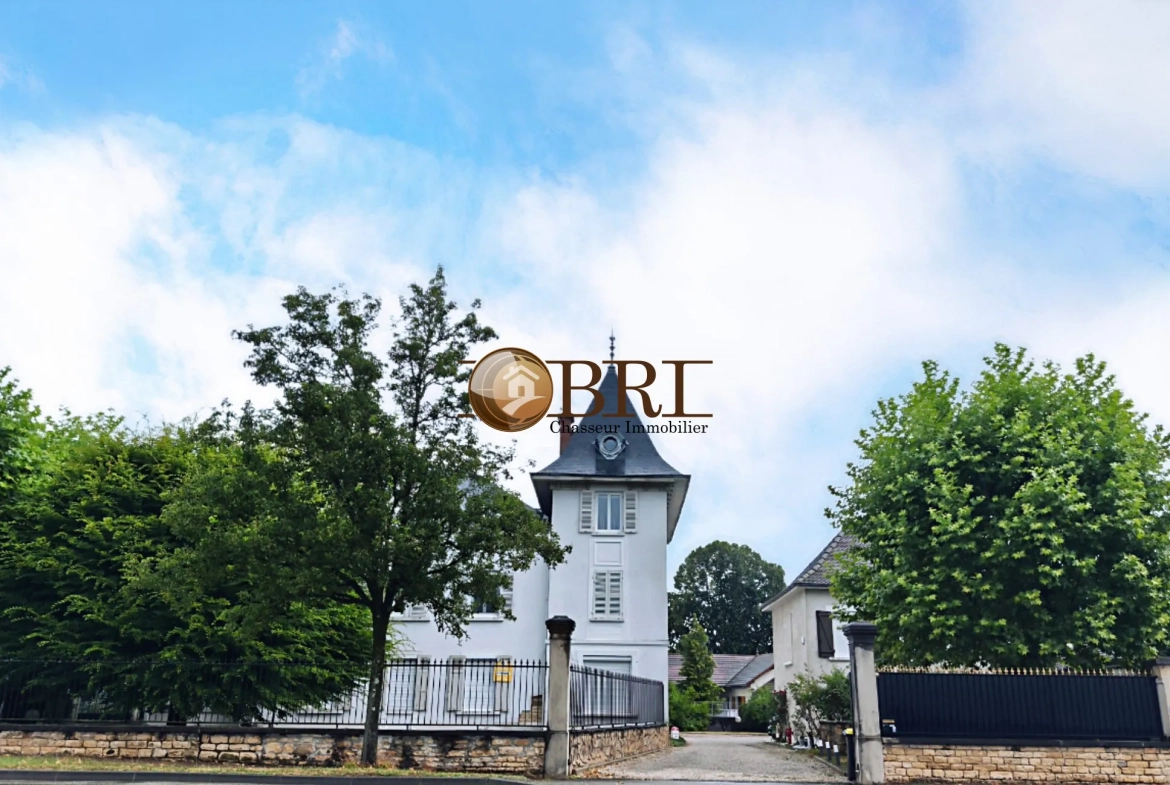 Appartement duplex T3 à Les Abrets en Dauphiné avec parking et cave 