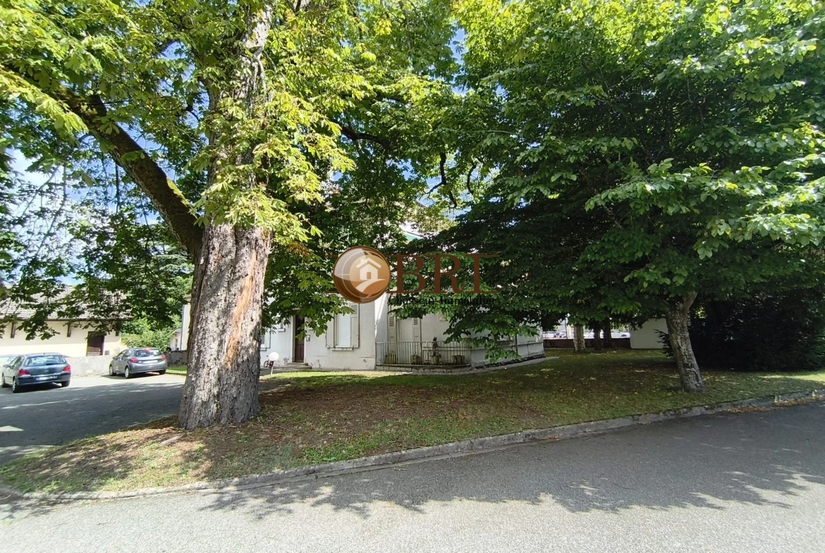 Appartement duplex T3 à Les Abrets en Dauphiné avec parking et cave 