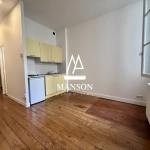 Appartement T1bis rénové à Bordeaux centre historique