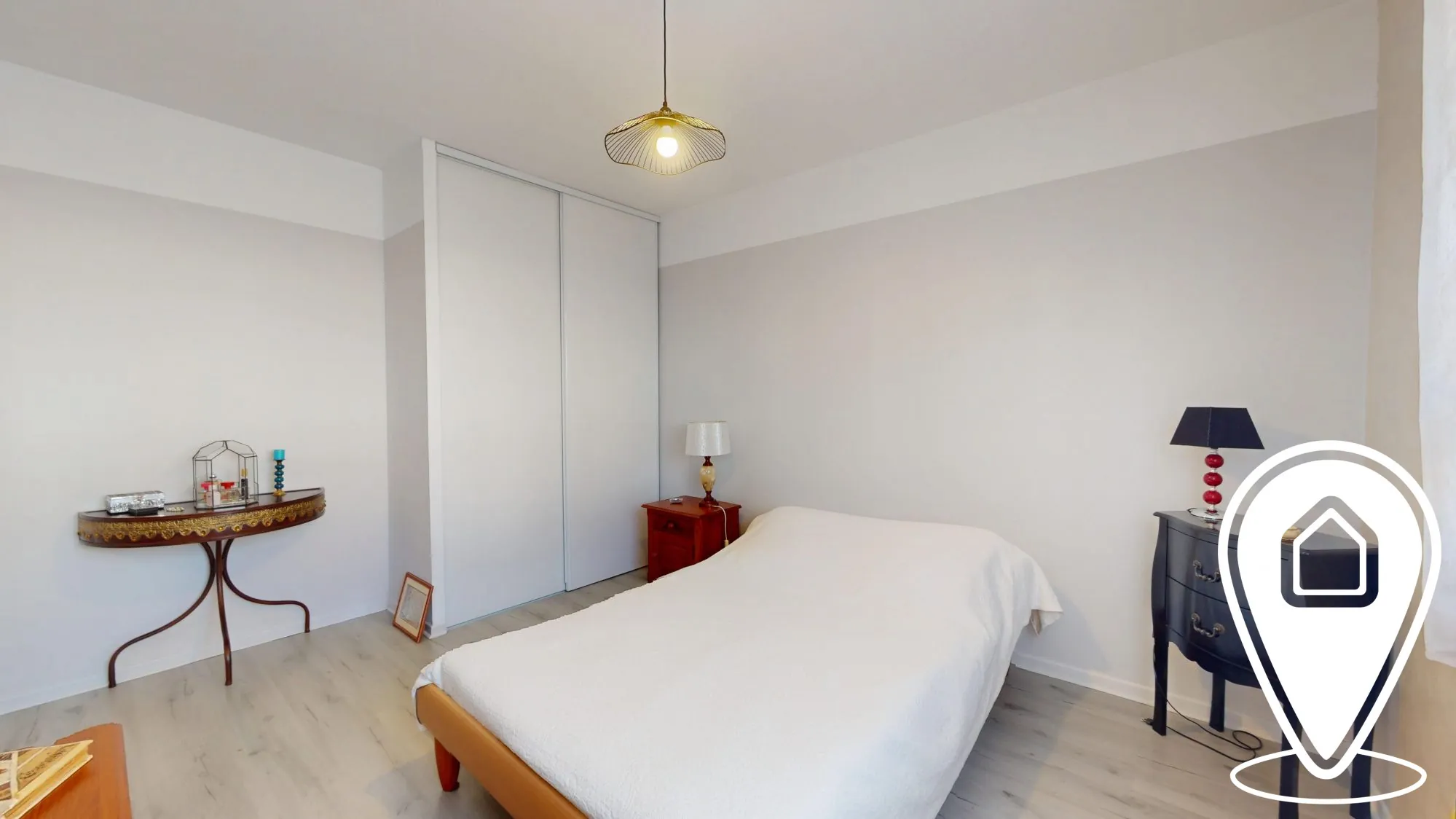 Appartement T2/T3 en rez-de-chaussée à Golbey avec terrasse et stationnement 
