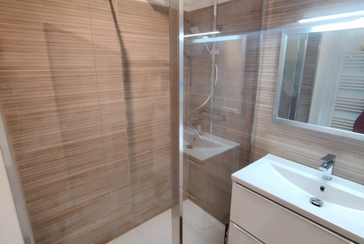 Appartement T2 à Sarzeau à 2 pas de la plage avec terrasse et parking 
