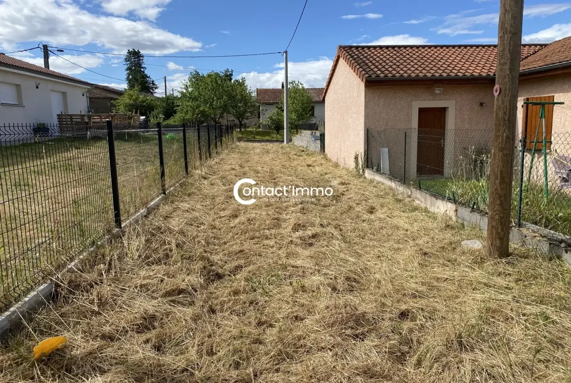 Terrain à bâtir viabilisé de 859 m² à Lezoux - Secteur Chez Bisset 