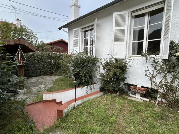 Maison à vendre à Trespoey, Pau - 81 m² avec jardin et garage
