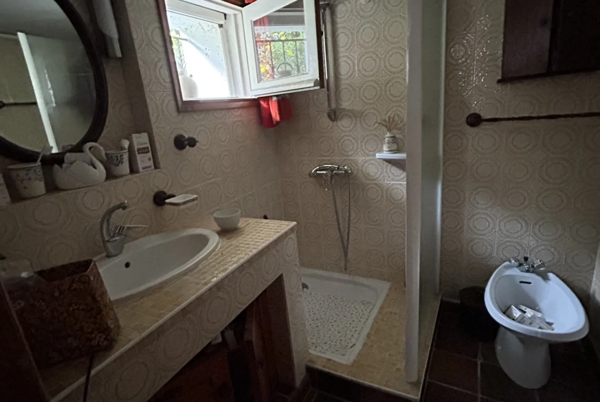 Maison à vendre à Trespoey, Pau - 81 m² avec jardin et garage 