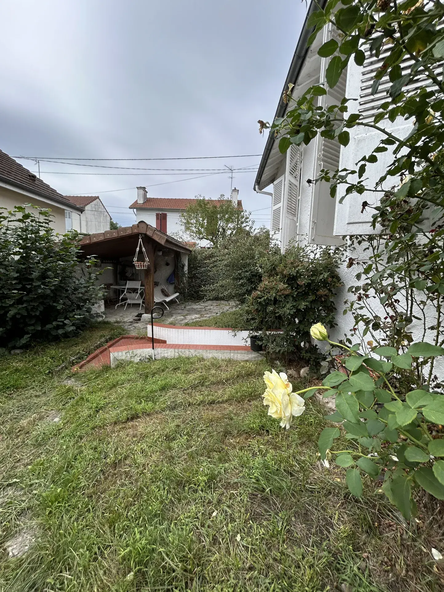 Maison à vendre à Trespoey, Pau - 81 m² avec jardin et garage 