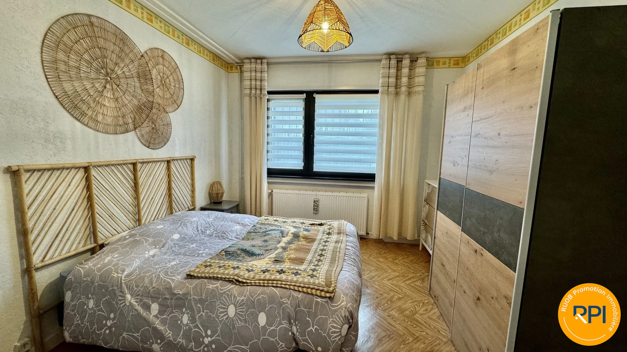 Maison semi-mitoyenne de 94 m² avec jardin et garage à Forbach 