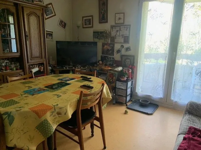 Appartement T3 à Toulouse de 50 m² avec balcon et parking - Résidence sécurisée 