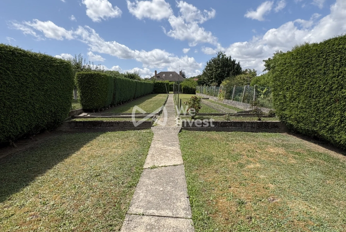 Maison à vendre à Aulnoye-Aymeries de 70 m² avec jardin et potentiel de rénovation 