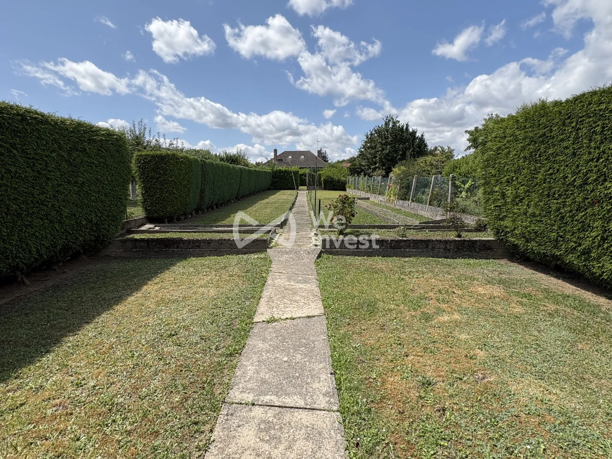 Maison à vendre à Aulnoye-Aymeries de 70 m² avec jardin et potentiel de rénovation 