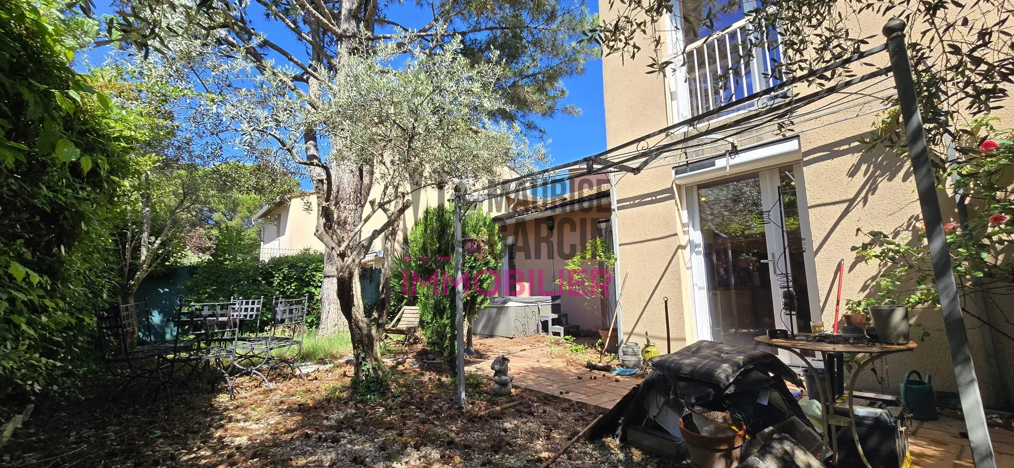 Appartement duplex de 80 m² avec jardin et garage à Avignon - Quartier Clinique URBAIN 5 