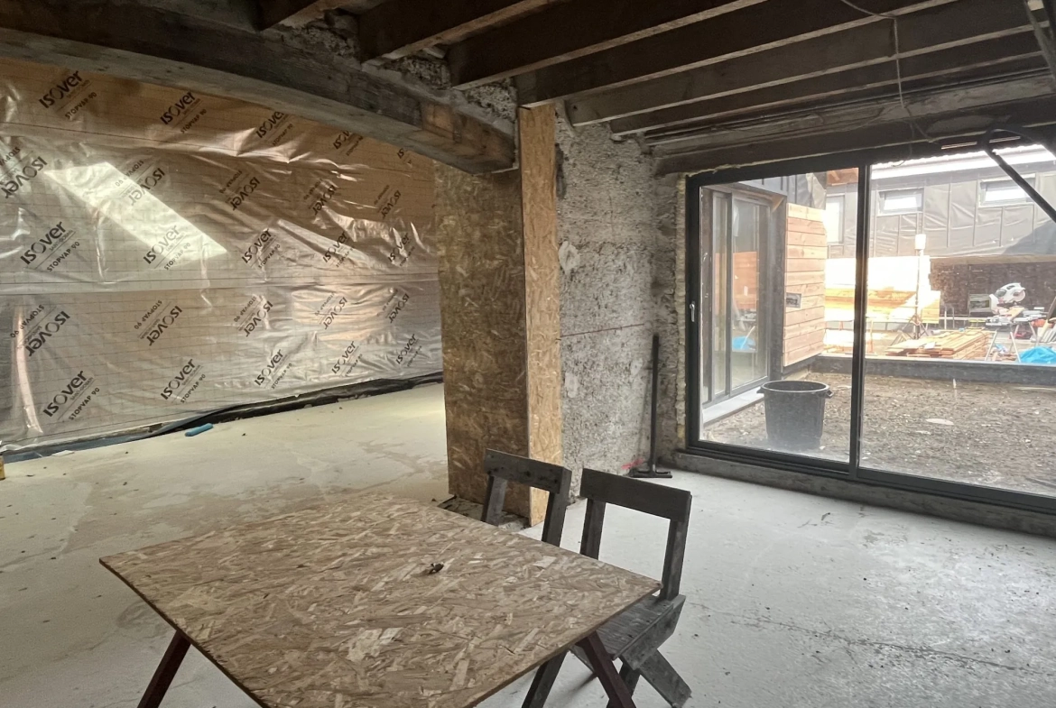 Plateau à vendre à Saint-Lager de 150 m² avec terrasse, jardin et parking 