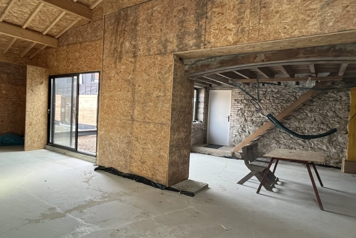 Plateau à vendre à Saint-Lager de 150 m² avec terrasse, jardin et parking 