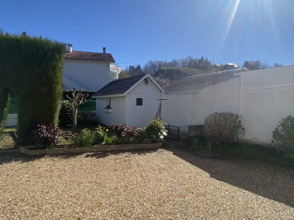 Maison avec Vue sur le Pic du Midi à Gerde – 112 m²