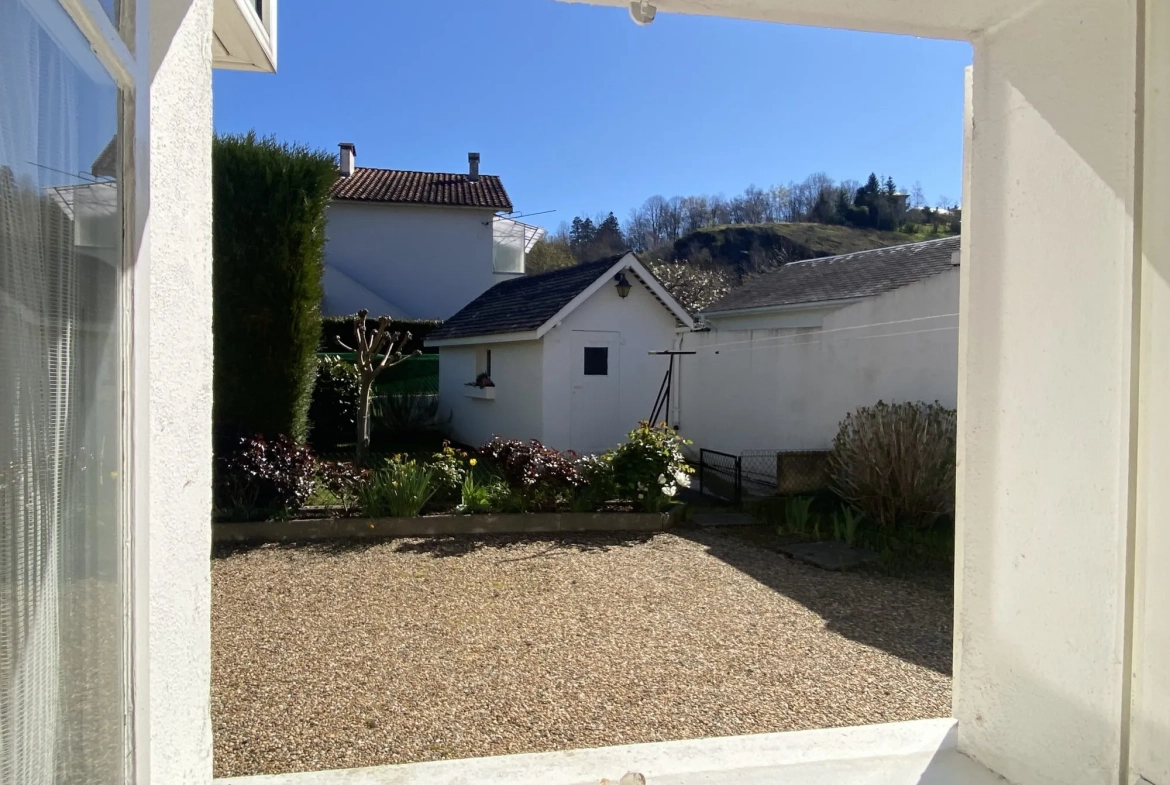 Maison avec Vue sur le Pic du Midi à Gerde – 112 m² 