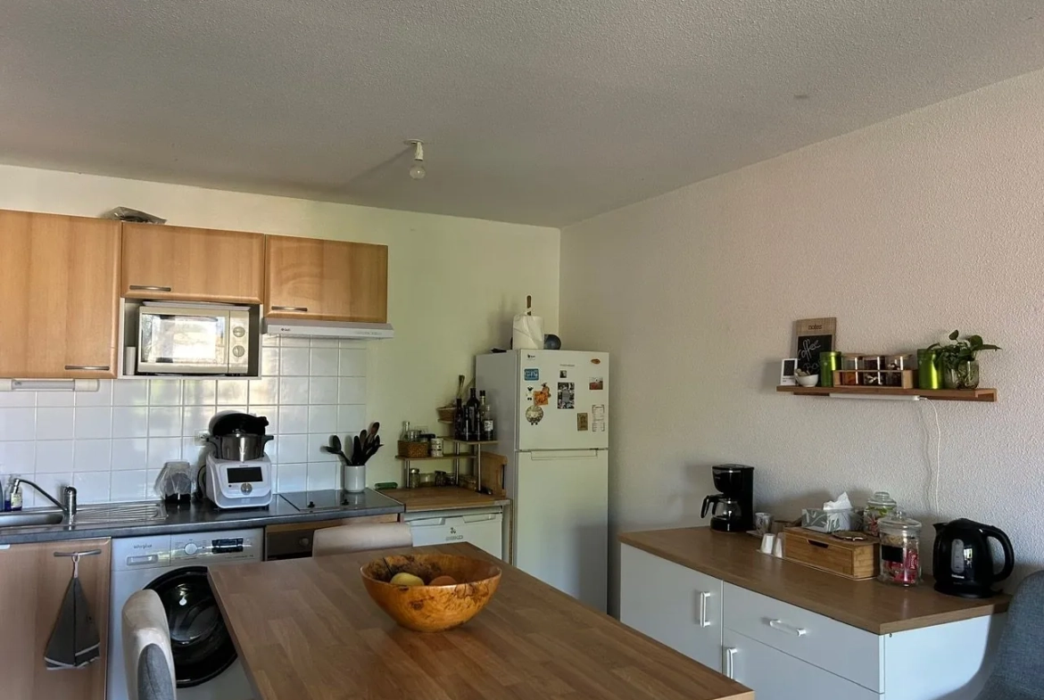 Appartement T2 à vendre à Cazères avec terrasse et parking - Investissement rentable 