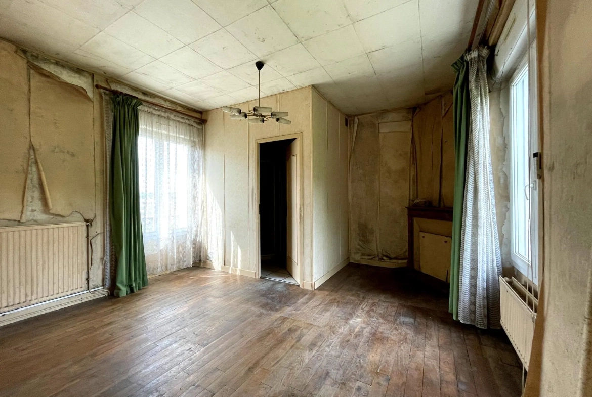Maison à vendre à Guipry-Messac avec grand potentiel de rénovation 
