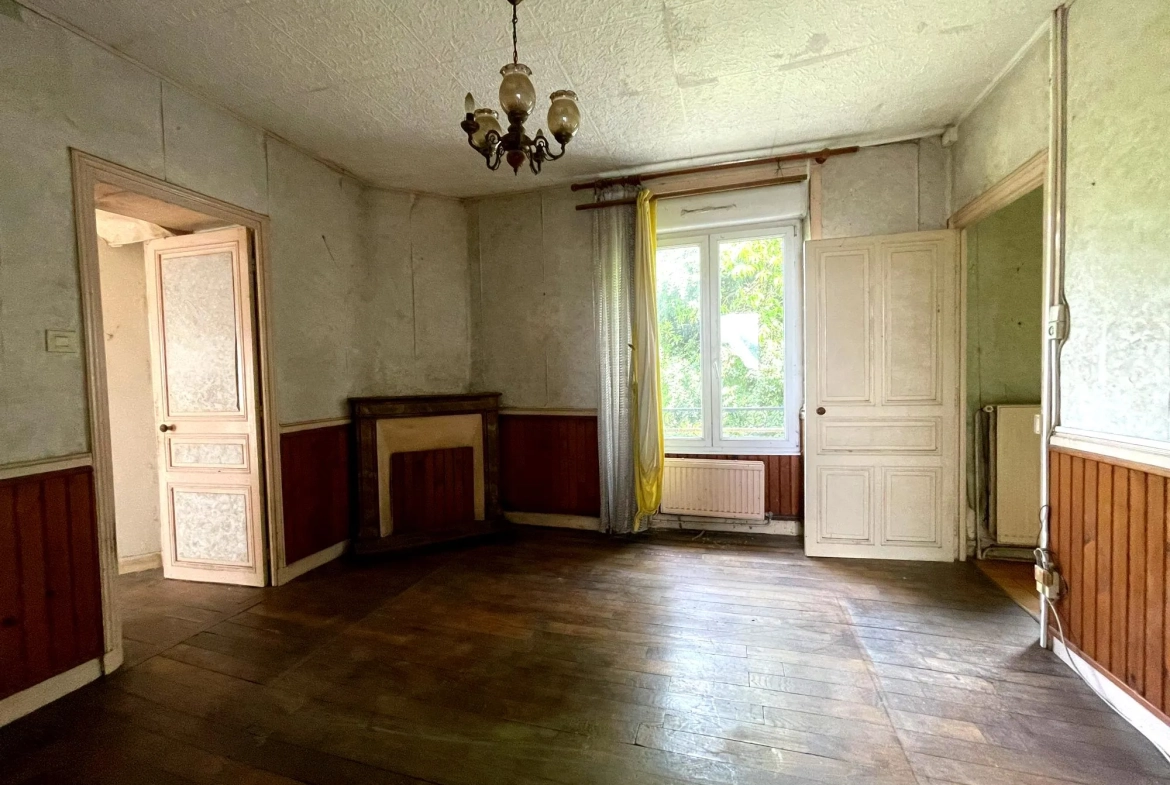 Maison à vendre à Guipry-Messac avec grand potentiel de rénovation 
