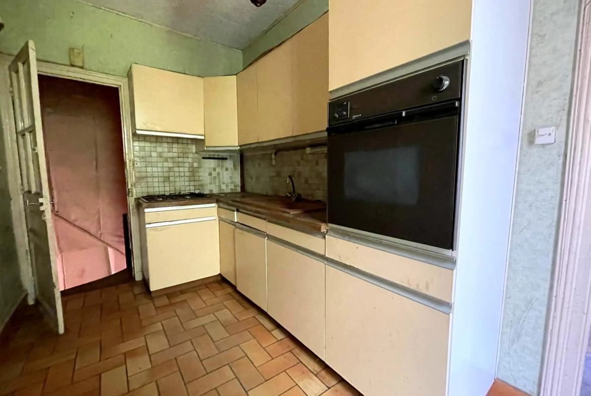 Maison à vendre à Guipry-Messac avec grand potentiel de rénovation 