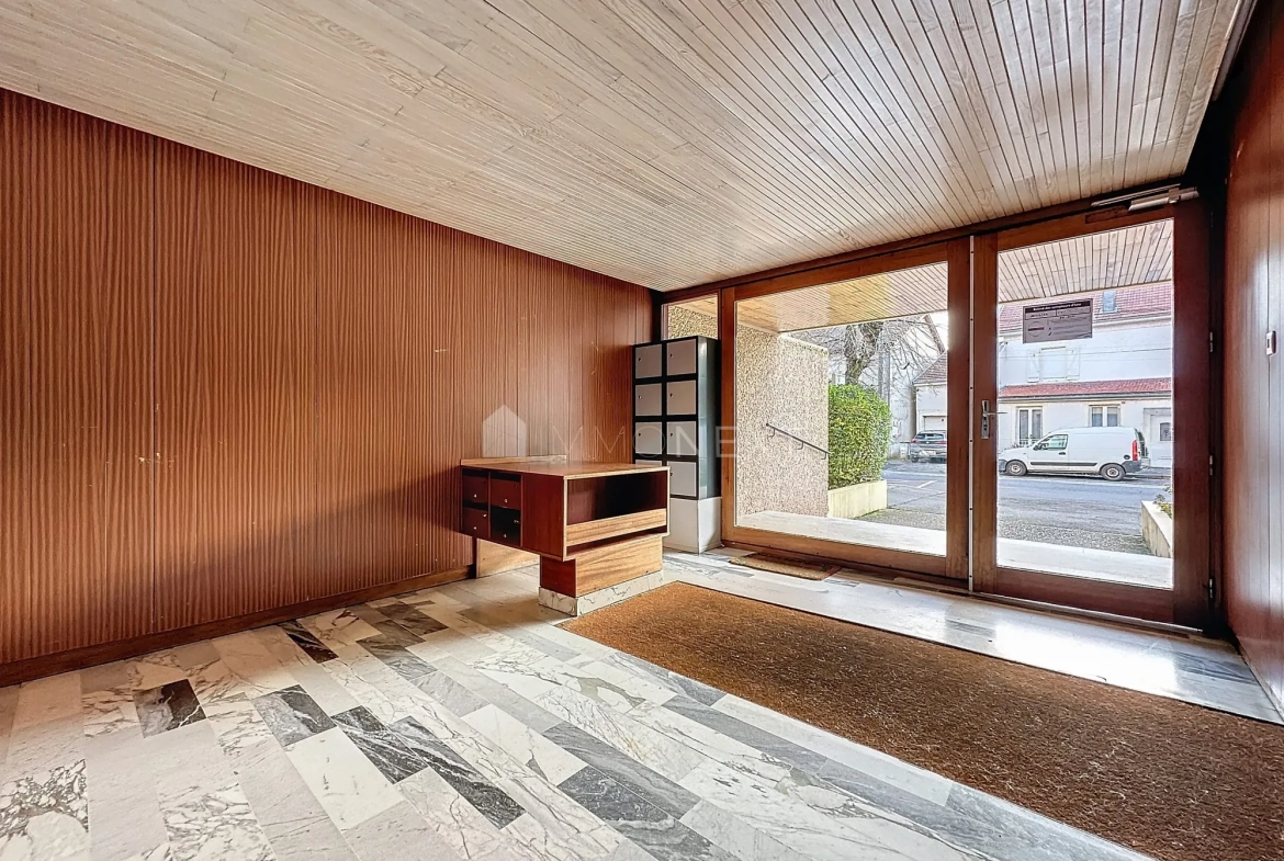 Appartement T3 à Metz - Résidence des années 1960, garage, cave, 190 000 € 